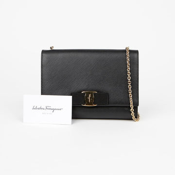 SALVATORE FERRAGAMO ジーニー バラ ボウ チェーン ショルダー クロスバッグ 154681176