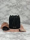 MIU MIU Matelassé Bucket Bag Schwarz 155272237 [P]