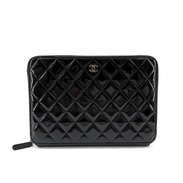 CHANEL ペントンテ シルバー ジッパー アラウンド クラッチ 155330626