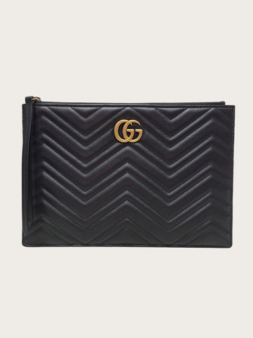 GUCCI ブラック GGマーモント マトラッセ クラッチバッグ 155385919
