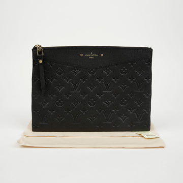 Louis Vuitton Daily Pouch M62937 155075501