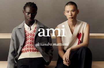 AMI Logo T-Shirt mit Kurzarm 26SS 155406435