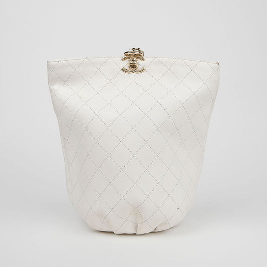 CHANEL Chain Bucket Backpack AS0592 154951611 [P]