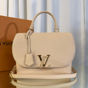 LOUIS VUITTON トートハンドルバッグ 155476591