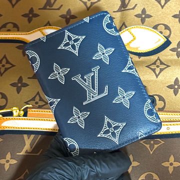 LOUIS VUITTON Kartenetui 155479940
