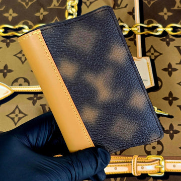 LOUIS VUITTON Kartenetui 155480750