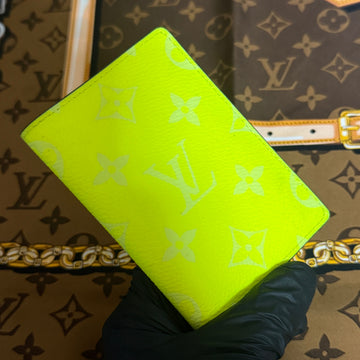 LOUIS VUITTON Kartenetui 155480789