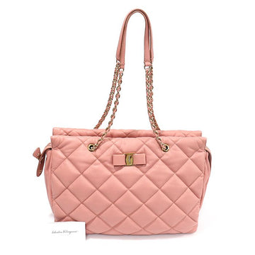 SALVATORE FERRAGAMO ピンクナッパキルティングバラGINETTEチェーンショルダーバッグ 21 E766 155487637