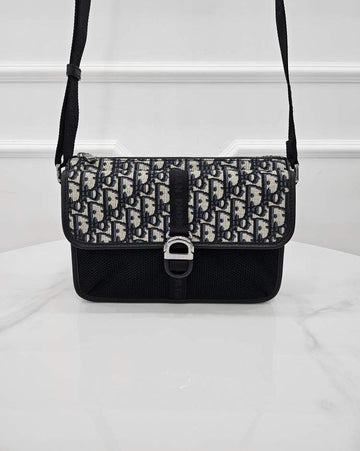 DIOR Oblique 8 Messenger Crossbody Bag 1EIPO302YKY 155526792
