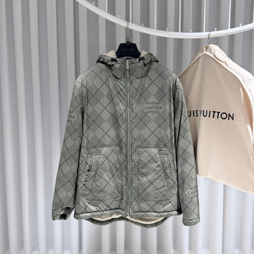 LOUIS VUITTON リバーシブルナイロンフリースウインドブレーカー 155579305