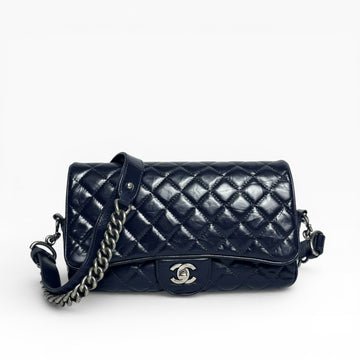 CHANEL キルティングカーフスキンフラップショルダーバッグ22番台 155622642