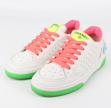 CHANEL Sneaker mit Logo in mehreren Farben 35(220) 155666647