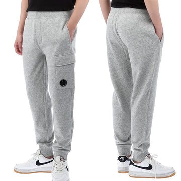 CP COMPANY 26SS レンズ ワッペン カーゴ ジョガーパンツ M94 155703511