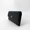 CHANEL Caviar-Leder Geldbörse mit Klappe in Schwarz 155736773 [P]