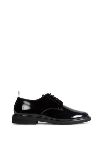 THOM BROWNE ポリッシュドカーフユニフォームダービー MFD205A 00003 001 152201412