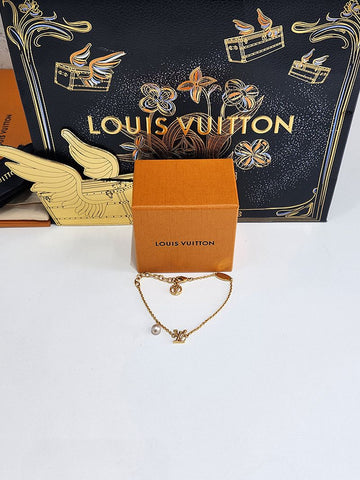 Louis Vuitton Iconic Pearl Bracelet 155796652