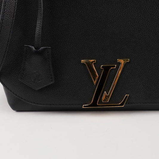 Louis Vuitton Volta Tote Shoulder Bag M53771 154766081 [P]