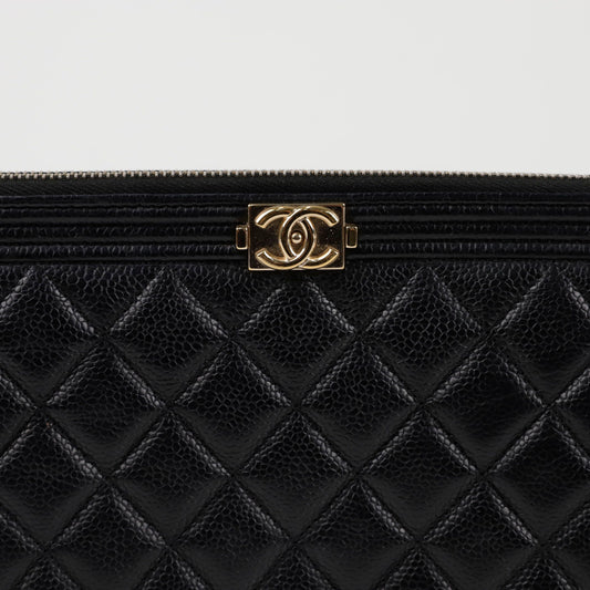 CHANEL Caviar Boy New Medium Clutch A84406 155482306 [P]
