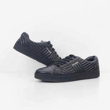 PRADA マテラッセ キルティング ロゴ スニーカー 1E344I 77F F0002 155829163