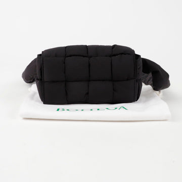 BOTTEGA VENETA パディッド テック カセット ベルト クロスバッグ 155436186