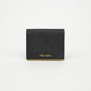 PRADA メタルロゴ二つ折り財布 155586636