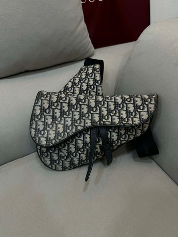 DIOR オブリークサドルバッグ 155941503