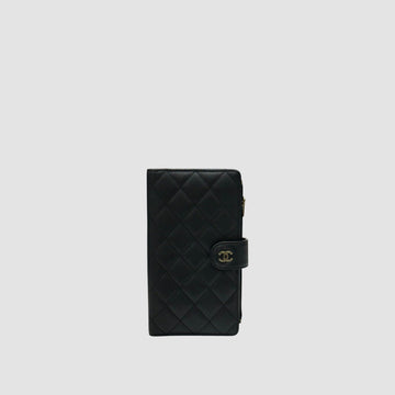 CHANEL クラシックブラックキャビア長財布内蔵チップ 155996527