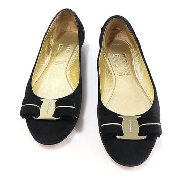 SALVATORE FERRAGAMO Ballerinas aus schwarzem Wildleder mit Goldverzierung und Pipings 01I423 156051657