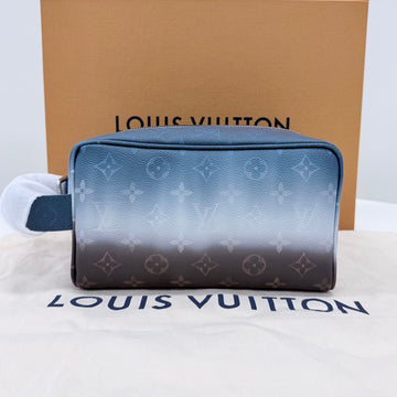 LOUIS VUITTON Monogram Canvas Locker Dopkit Blau 26SS 156058831