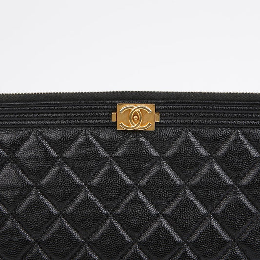 CHANEL Caviar Boy New Medium Clutch A84406 155889089 [P]