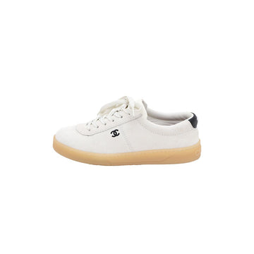 CHANEL Sneakers Velvet Calfskin White Women Sneakers 26SS G57271 kk75596714 156203801