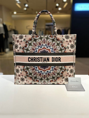 Dior Large Flower Tote Bag M1286 156213401