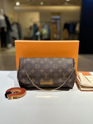 Louis Vuitton Monogram Favorite MM Shoulder Bag M40718 156213422