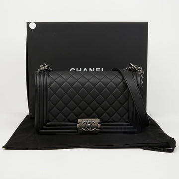 CHANEL Medium Shoulder Crossbody Bag A67086 155912324