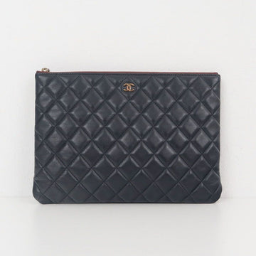 CHANEL クラシックラムスキンゴールドミディアムクラッチバッグ21番A82545 156269385