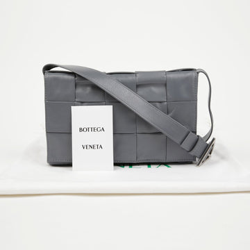 BOTTEGA VENETA カセットショルダークロスバッグ 667298 155912340