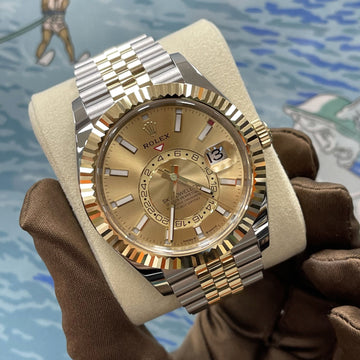 Rolex Sky-Dweller 42mm Yellow Gold Champagne Dial 336933 156335100
