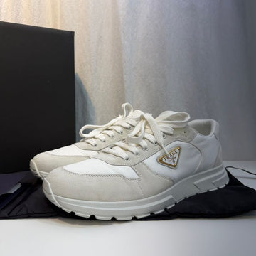 PRADA リナイロンスウェード男性スニーカー(8½) 156350203