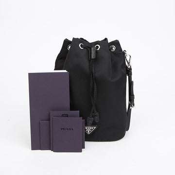 PRADA バケットストラップポーチ 156003586