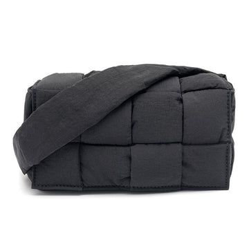 BOTTEGA VENETA パディッドカセットベルトバッグ 62851521