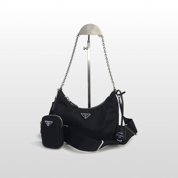 PRADA リエディション サフィアーノ リナイロン ホーボー ショルダーバッグ ブラック 1BH204 156449980