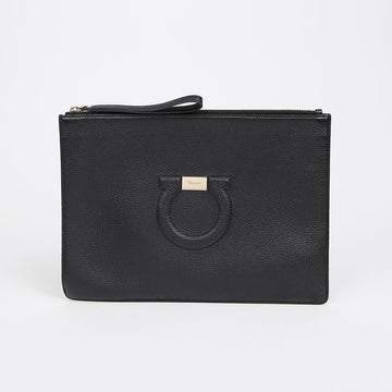 SALVATORE FERRAGAMO 22 D300 ガンチーニストラップクラッチ 156203764
