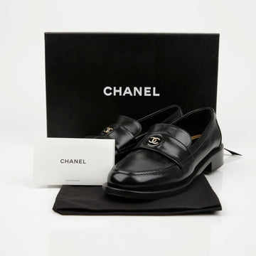 CHANEL CC Logo Moccasin Loafers G45988 156162847