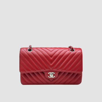 CHANEL Classic Medium Chevron Red Caviar Leather with Silver Hardware A01112 156515631