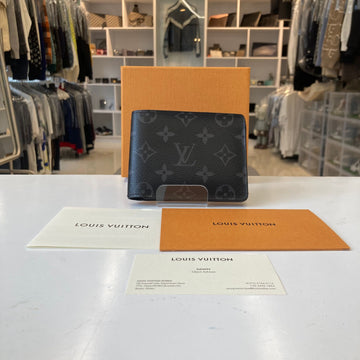 LOUIS VUITTON Monogram Eclipse Multifunktionsgeldbörse 156519473