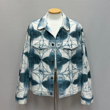 LOUIS VUITTON Monogram Denim Jacke (105) 156558922