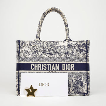 Dior M1296ZTDT Medium Tote Bag 156209358