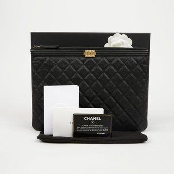 CHANEL キャビア ボーイ ニューミディアム クラッチ A84406 156234152