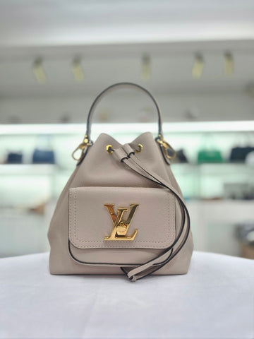 Louis Vuitton Bucket Bag in Grey Color M57688 156583913