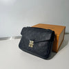 LOUIS VUITTON Pochette Metis M41487 65041840 [P]